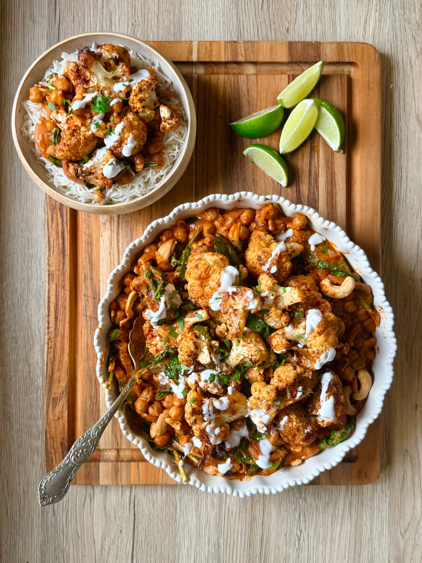Tandoori Cauliflower & Chickpea Rice Bowl