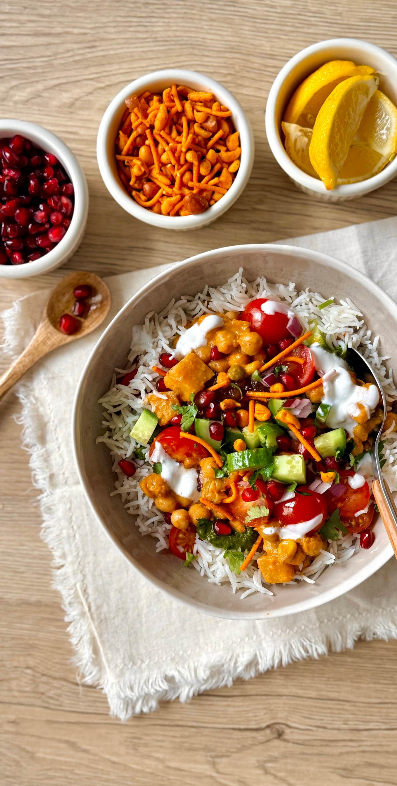 Tikka Masala Chaat bowl with Chickpeas & Potato