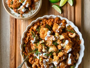 Tandoori Cauliflower & Chickpea Rice Bowl